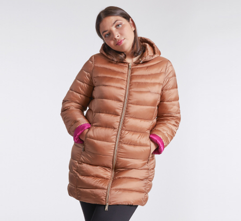 Down jackets and quilted jackets