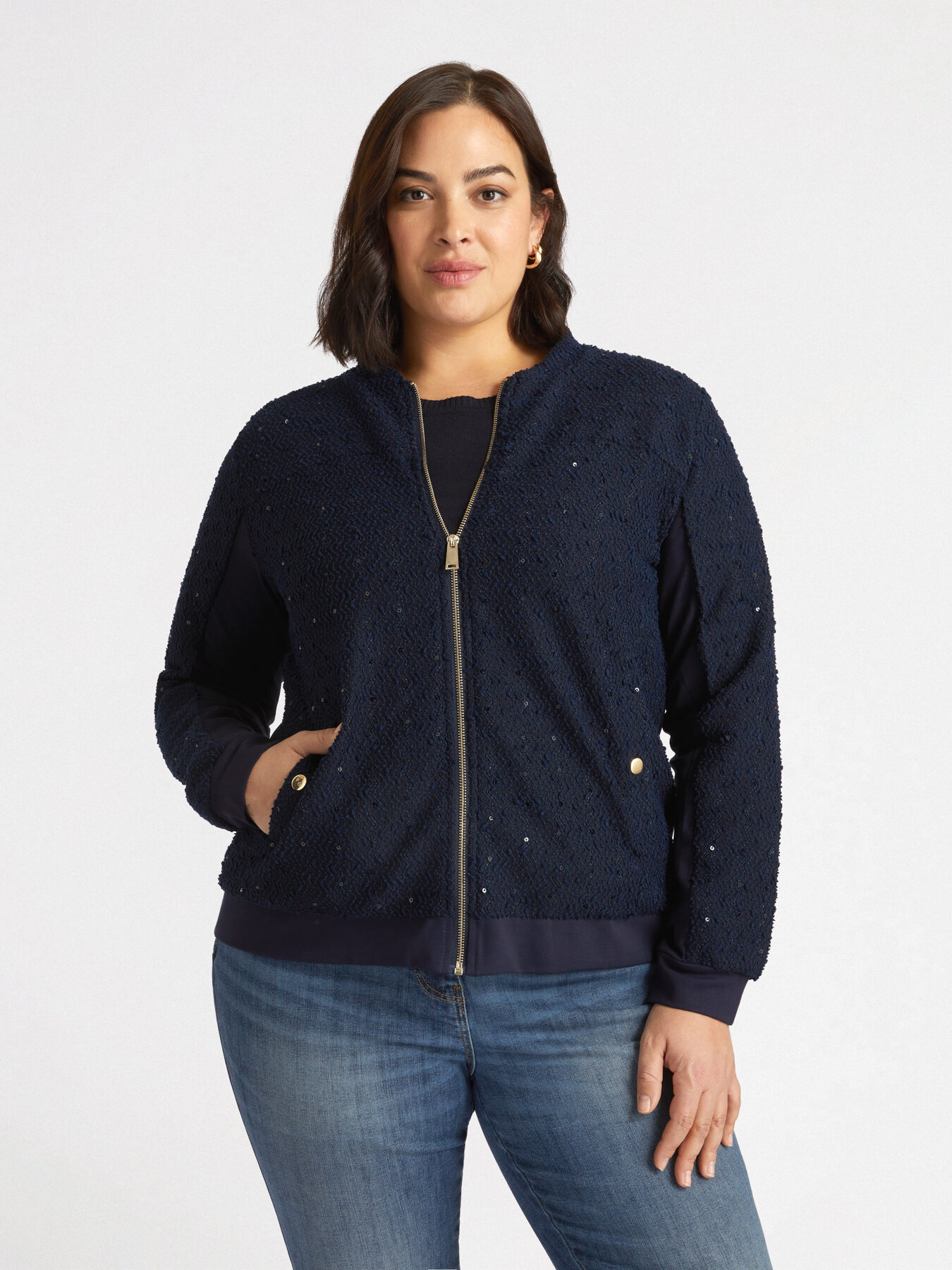 Sweatshirt aus Boucl&eacute;-Stoff auf der Vorderseite mit Pailletten image number 0