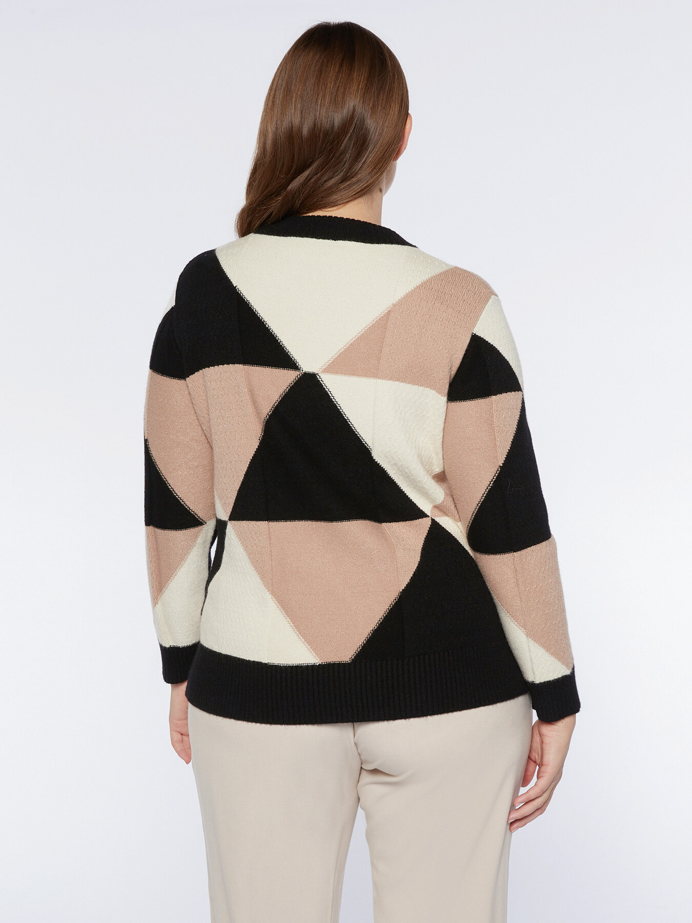 Maglia con intarsi geometrici image number 1