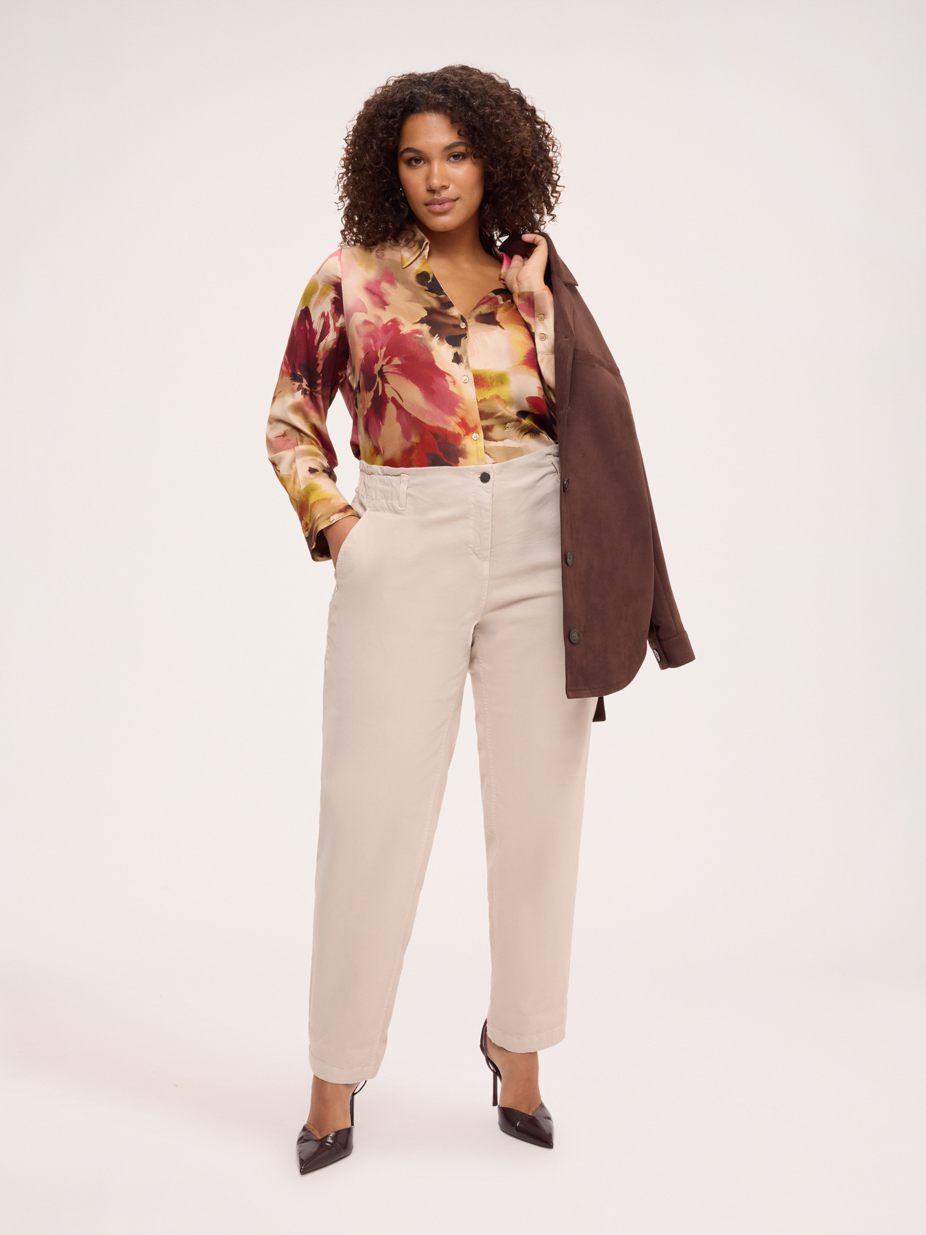Satin shirt with floral print image number 4