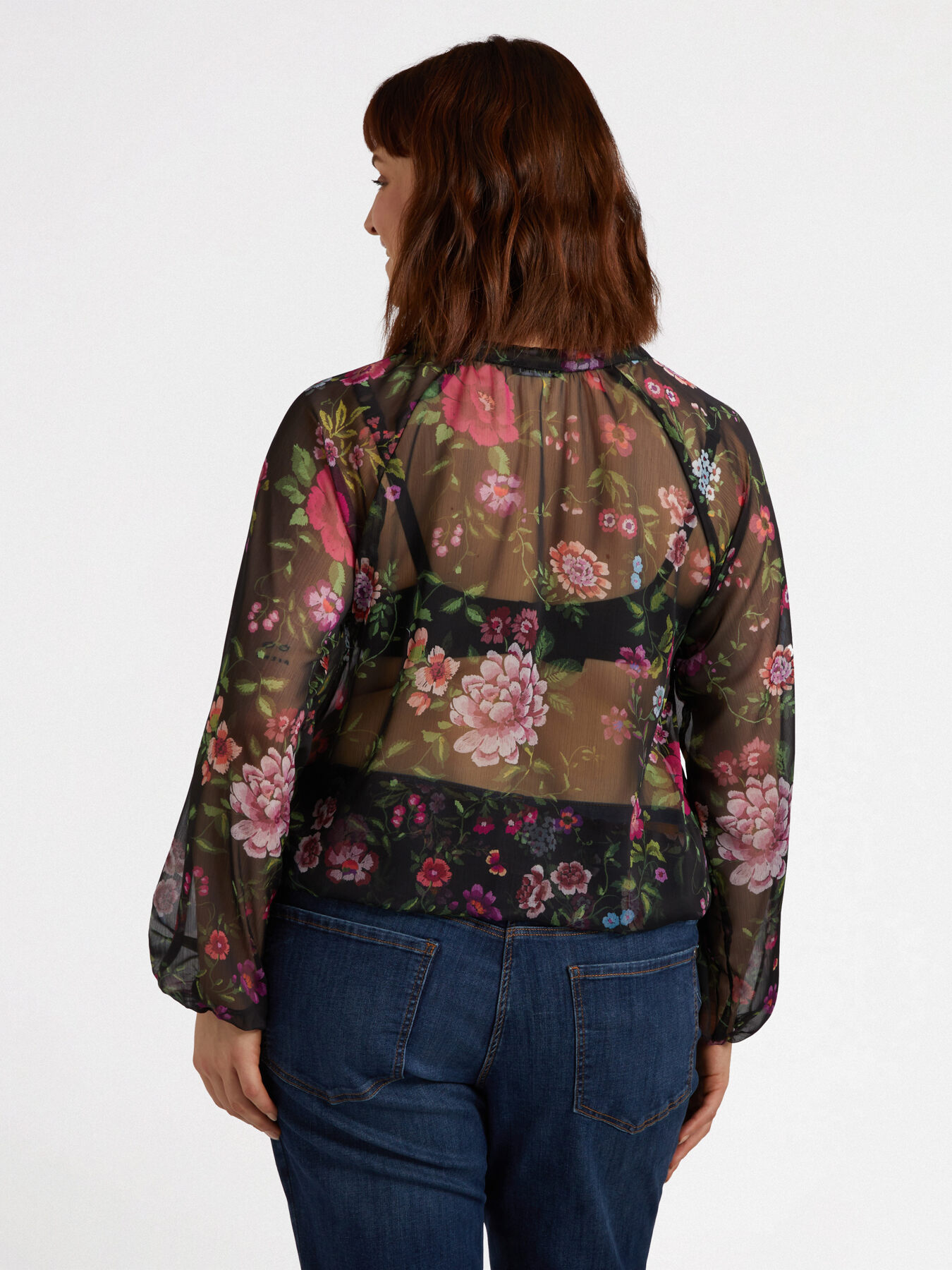 Blouse &agrave; fleurs en georgette image number 1