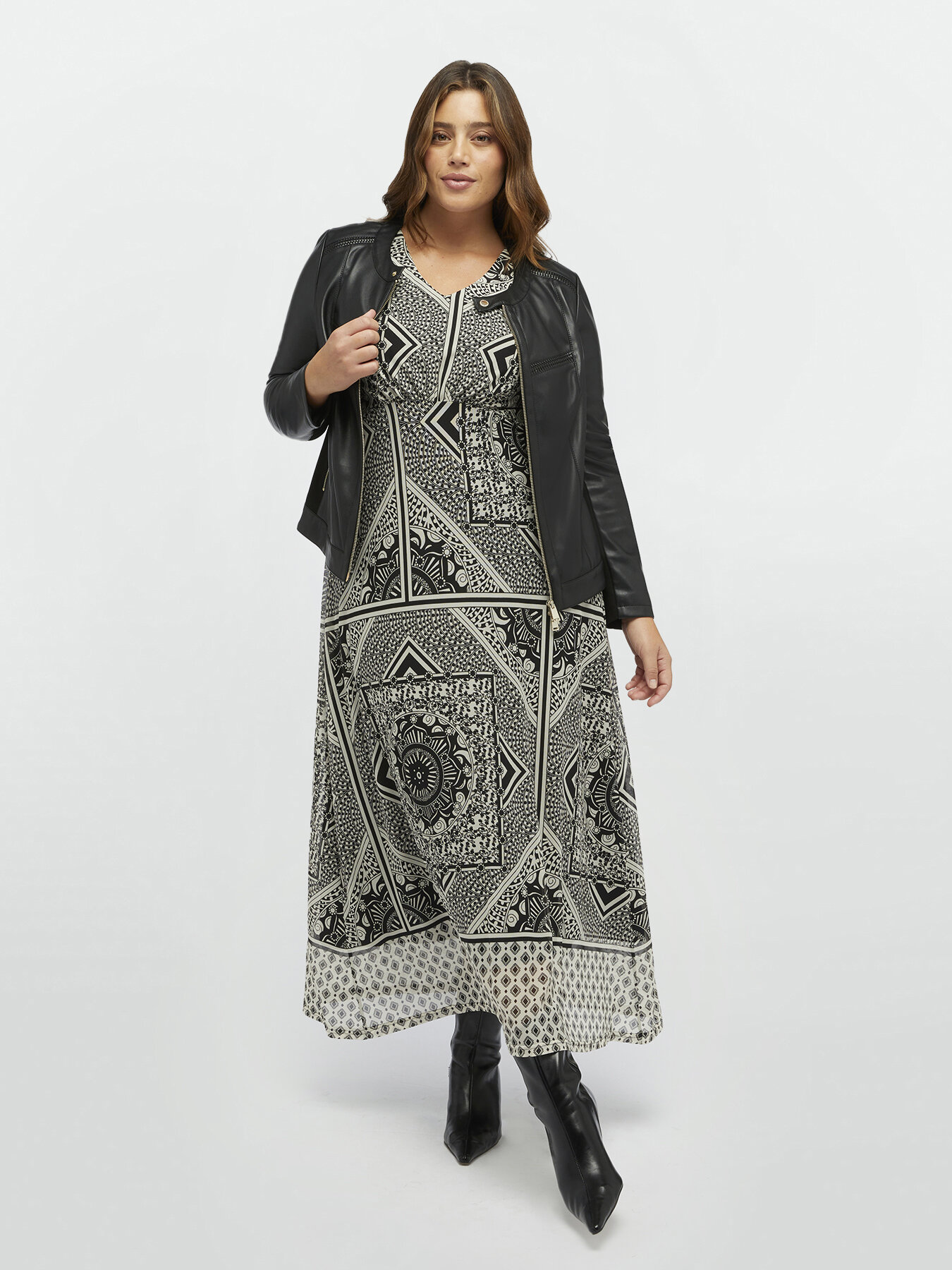 Bandana print tulle dress image number 4