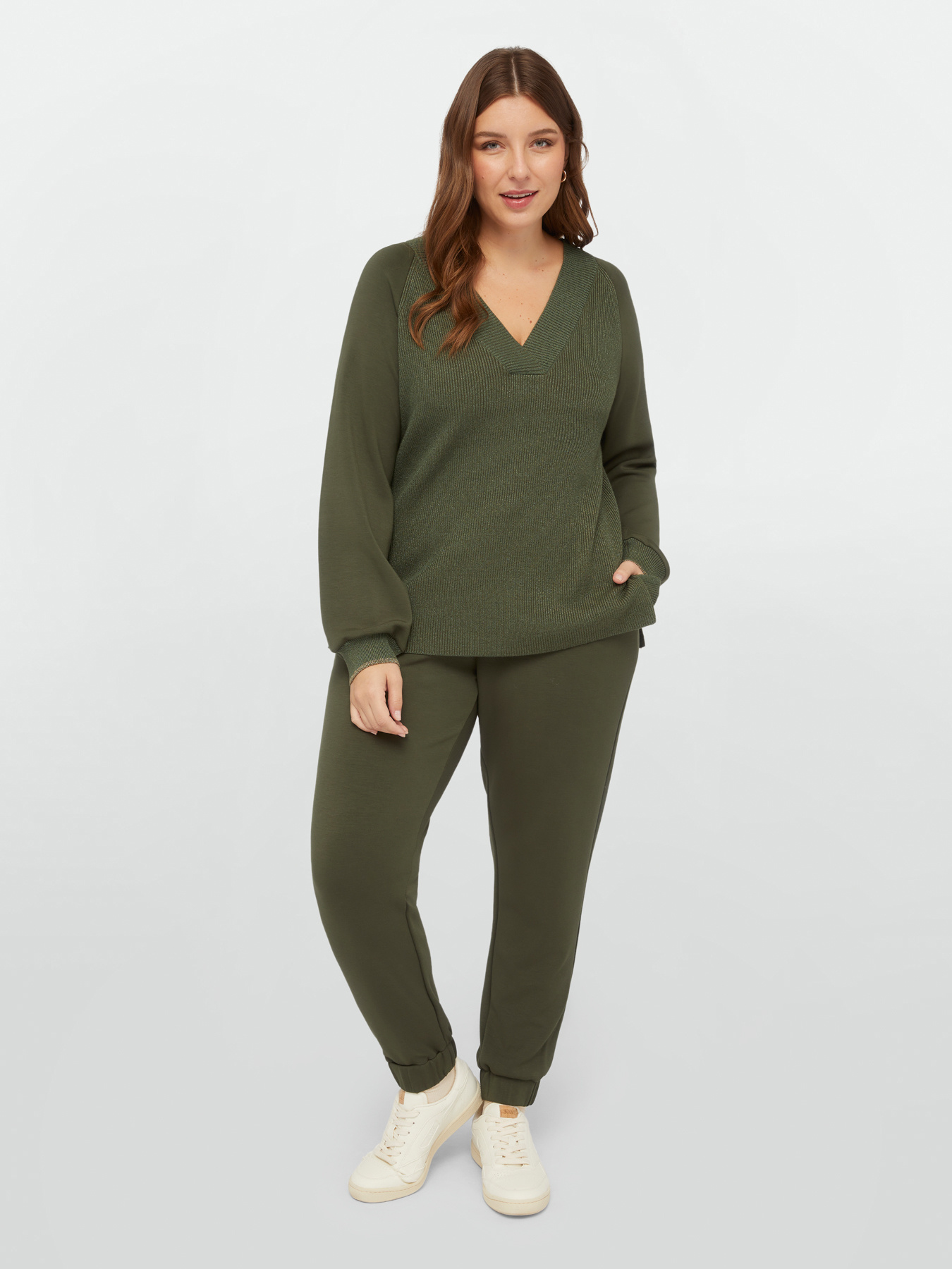 Joggers with lurex trims image number 0