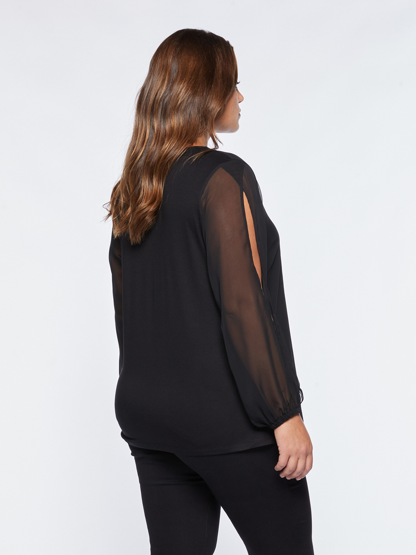 Camiseta con aberturas en las mangas image number 1