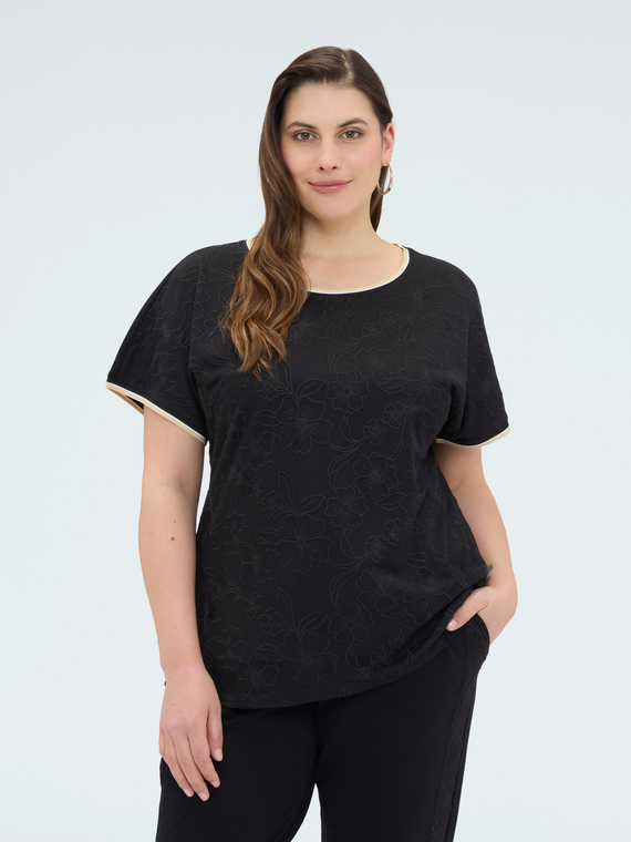 T-shirt con ricamo floreale