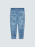 Jeans Barrell con ricamo floreale image number 4