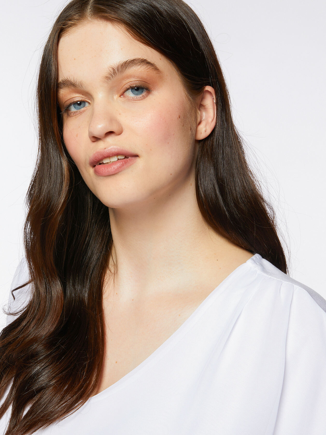 T-shirt in two fabrics with gathers image number 3