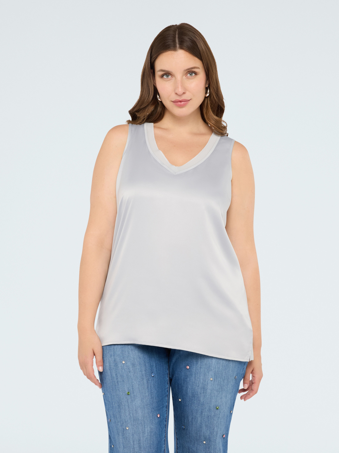 Two-fabric top with V-neck image number 0