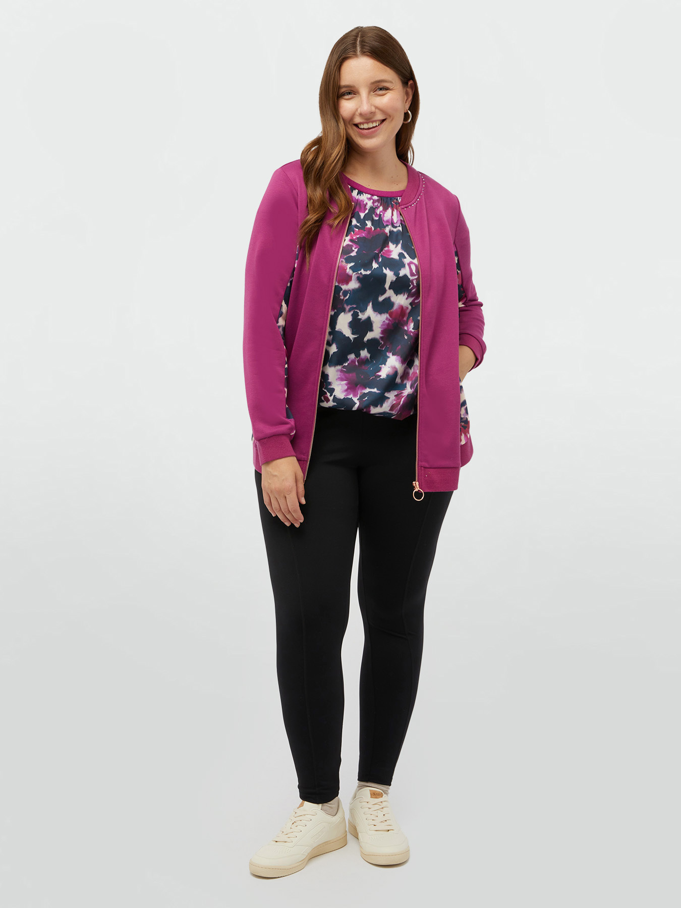 Sweatshirt with printed inserts and sparkly details image number 3