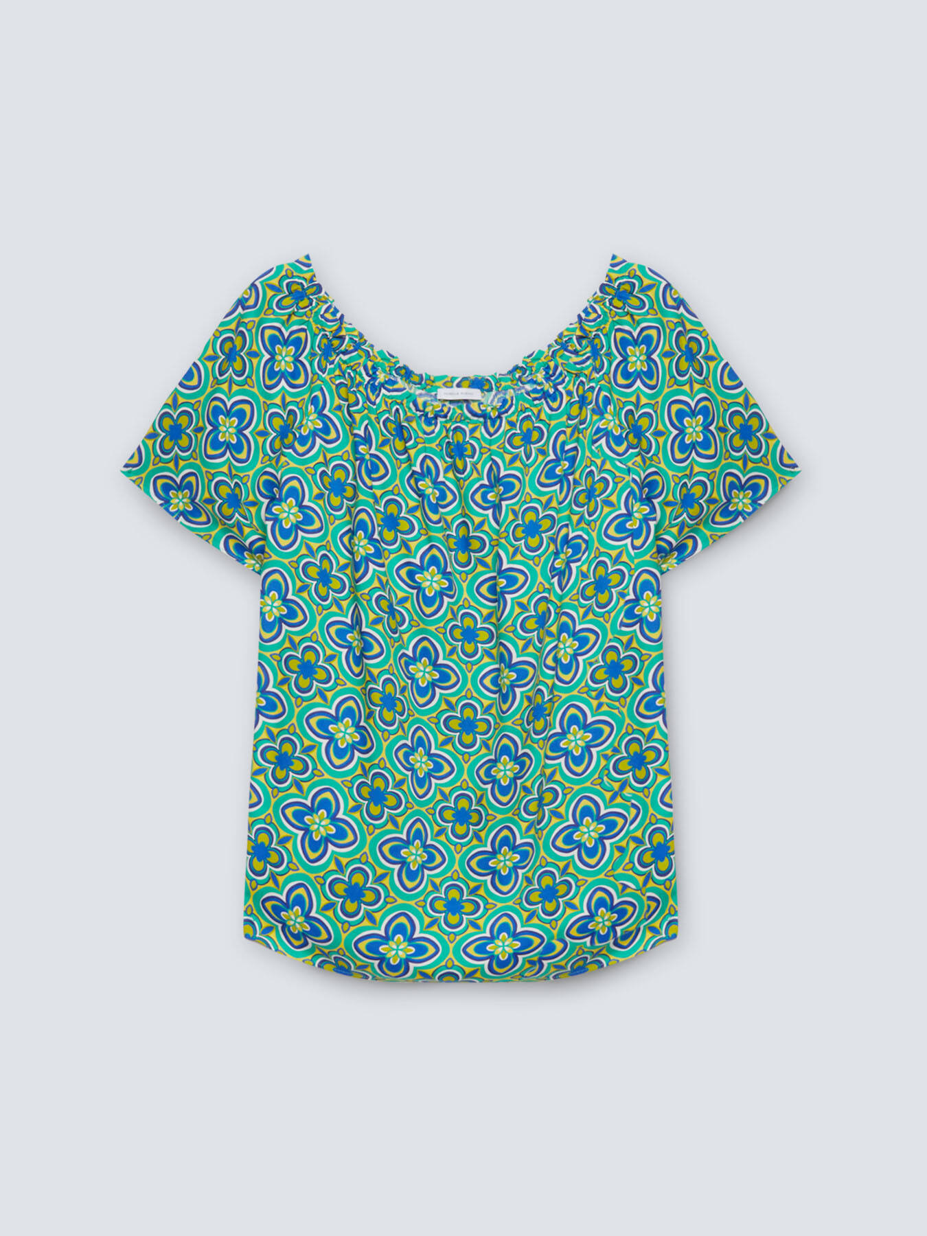 Blusa in viscosa dalla stampa etnica image number 4