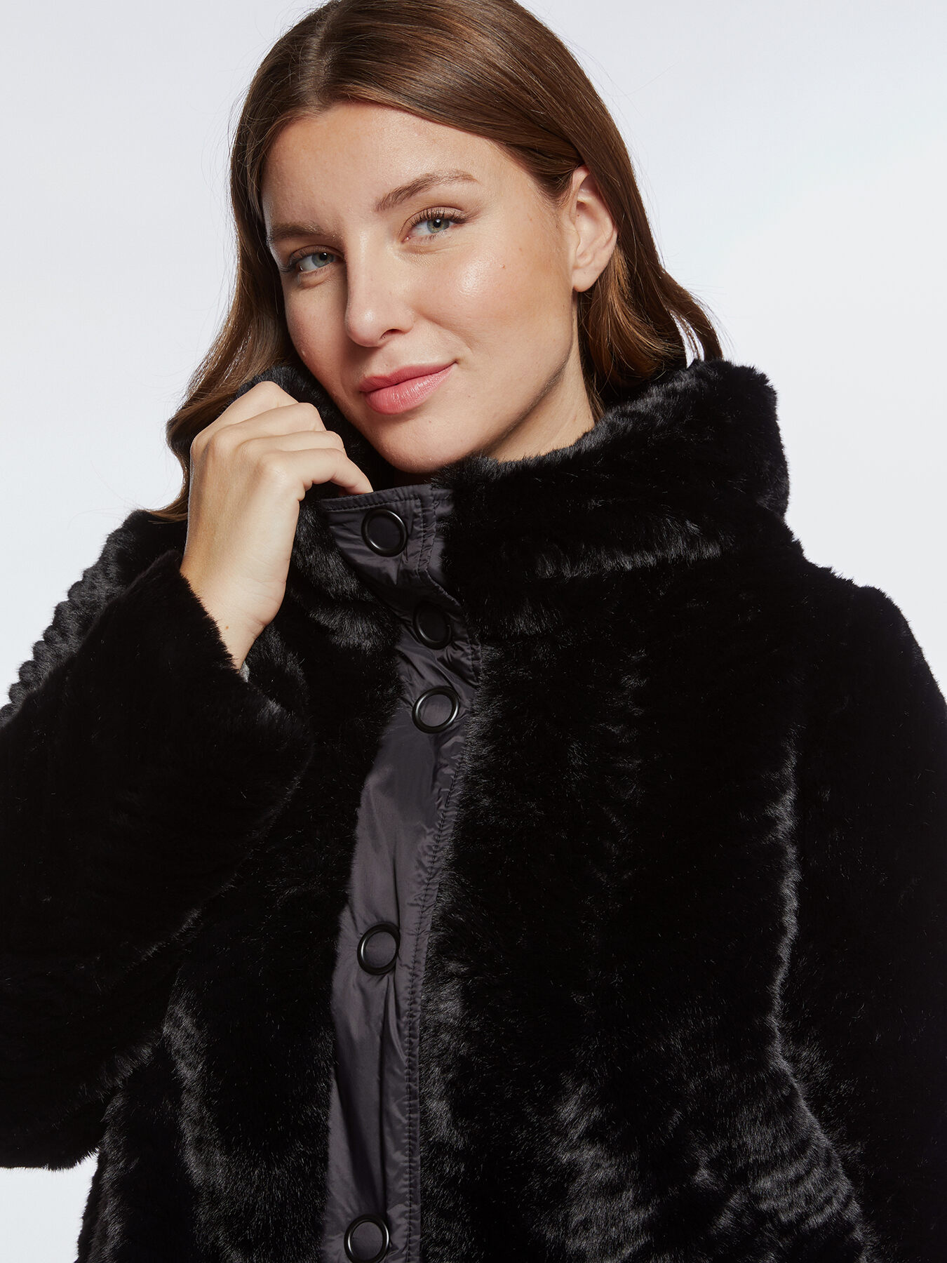 Nylon and fur-effect fabric down jacket image number 3