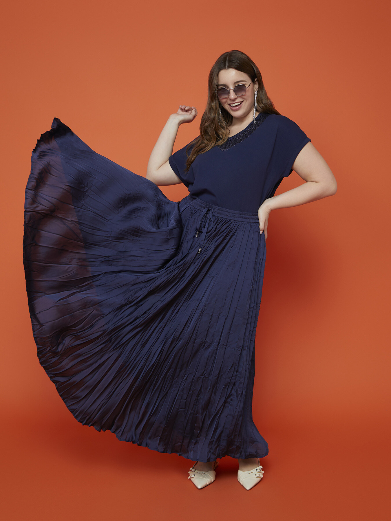 Long satin skirt image number 0