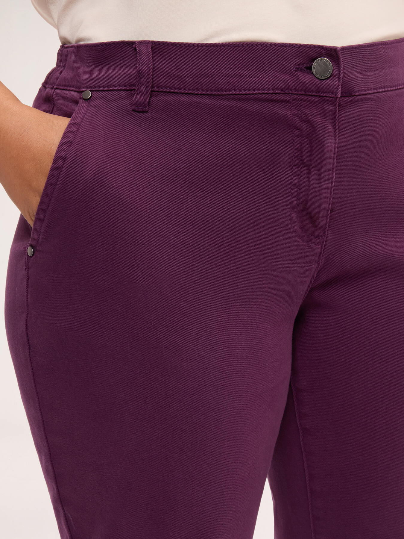 Cotton blend chino pants image number 3