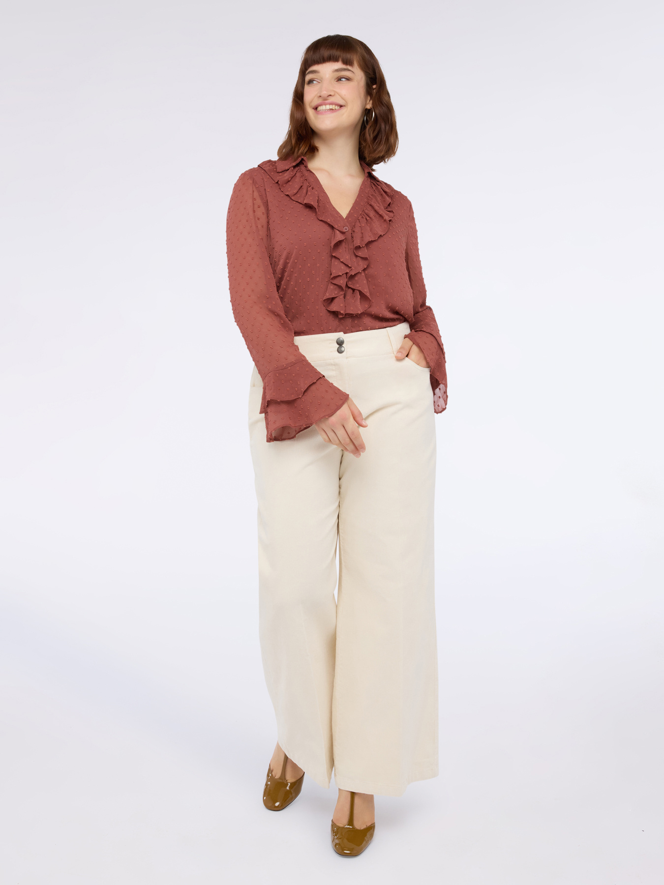 Plumetis fabric blouse with ruffles image number 3