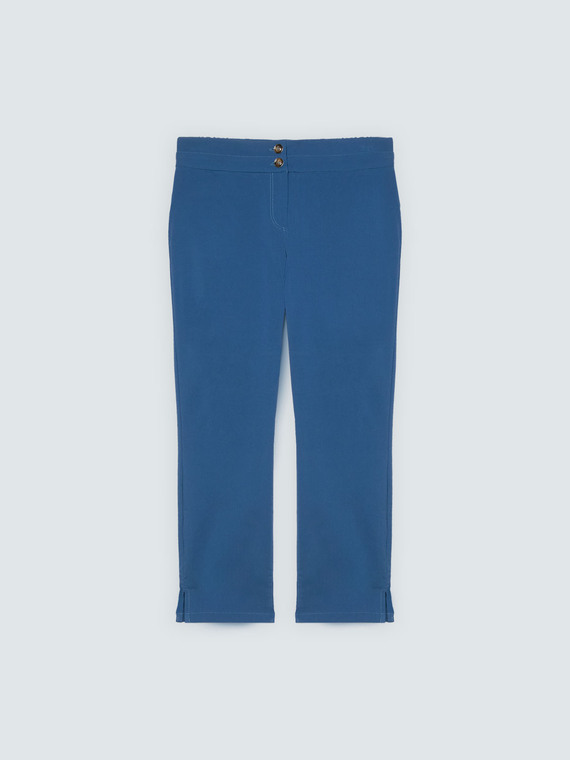 Capri-Hose mit Schlitzen