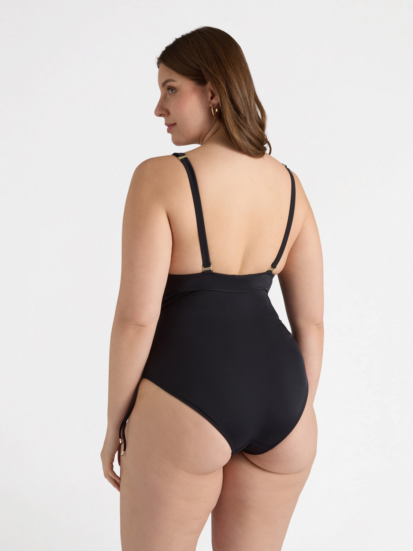 Maillot de bain une pi&egrave;ce gainant le ventre &agrave; pois image number 2