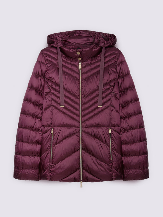 Piumino trapuntato disegno chevron con cappuccio