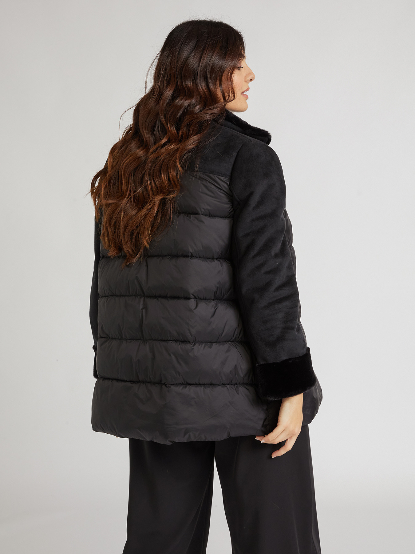 Piumino con parti effetto suede image number 1