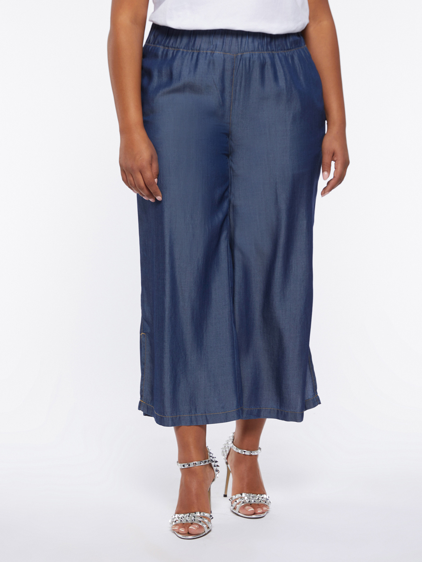 Cropped tencel trousers image number 2