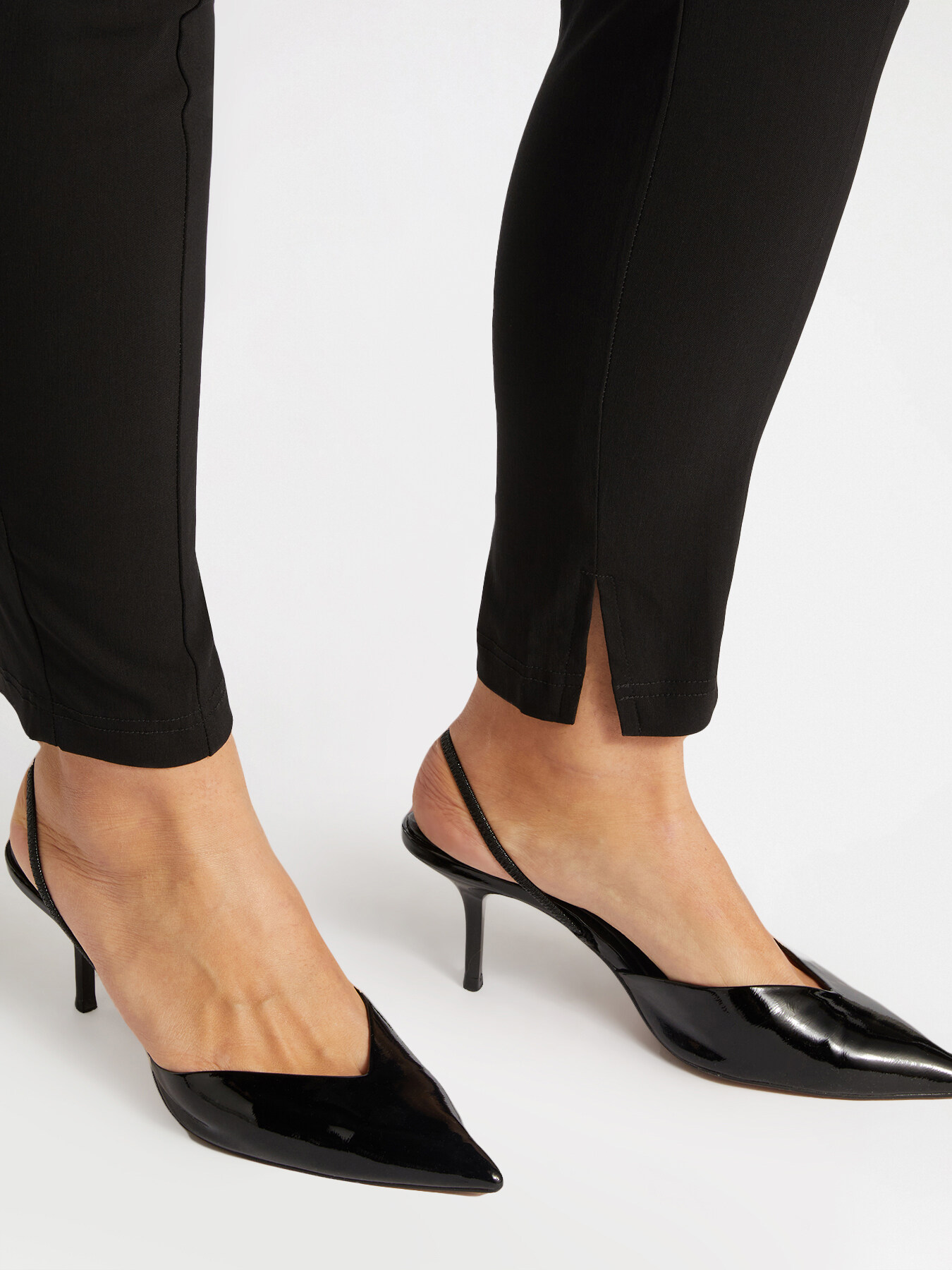 LENZING&trade; ECOVERO&trade; viscose skinny trousers image number 3