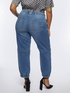 Jeans cargo con tagli orizzontali image number 1