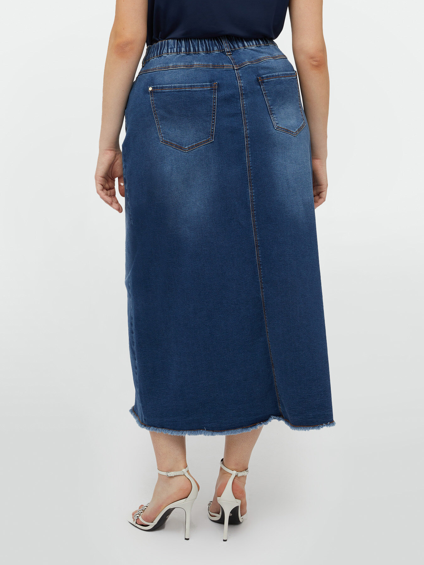 Denim skirt image number 3