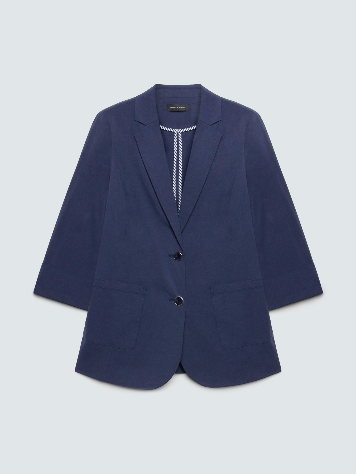 Blazer with three-quarter sleeves image number 4