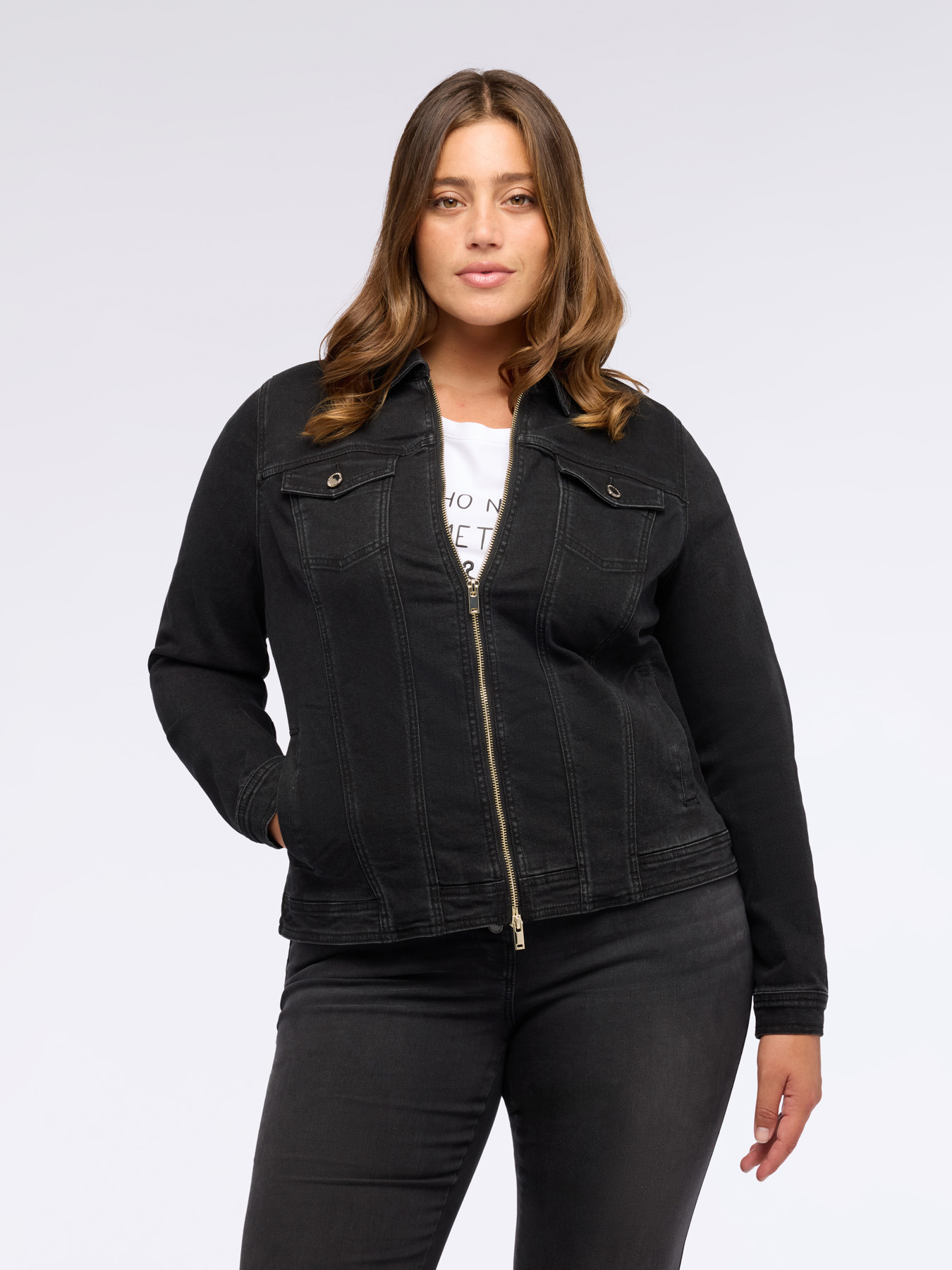 Veste en jean avec fermeture &eacute;clair et poches image number 4