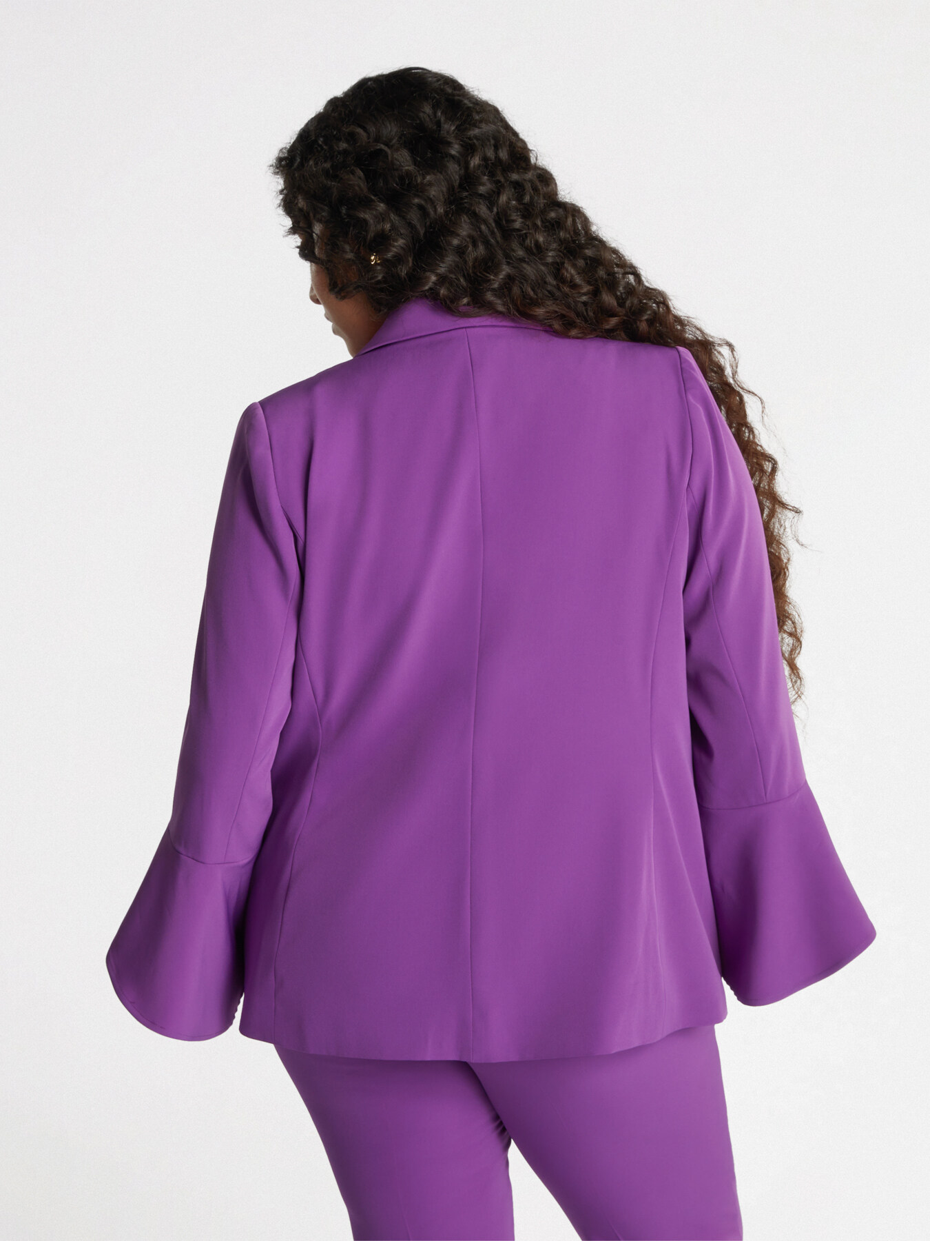 Tulip-sleeved blazer image number 2