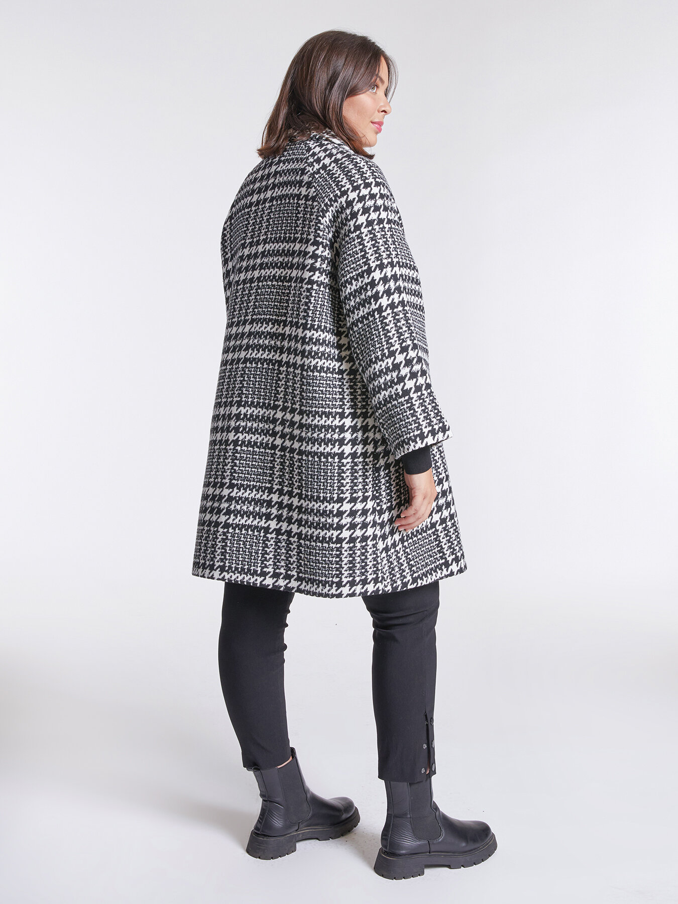 Houndstooth coat image number 1