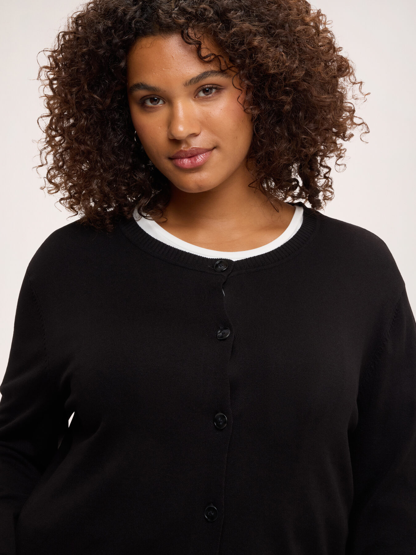 Cardigan aus Viskosemischung mit rundem Ausschnitt image number 3