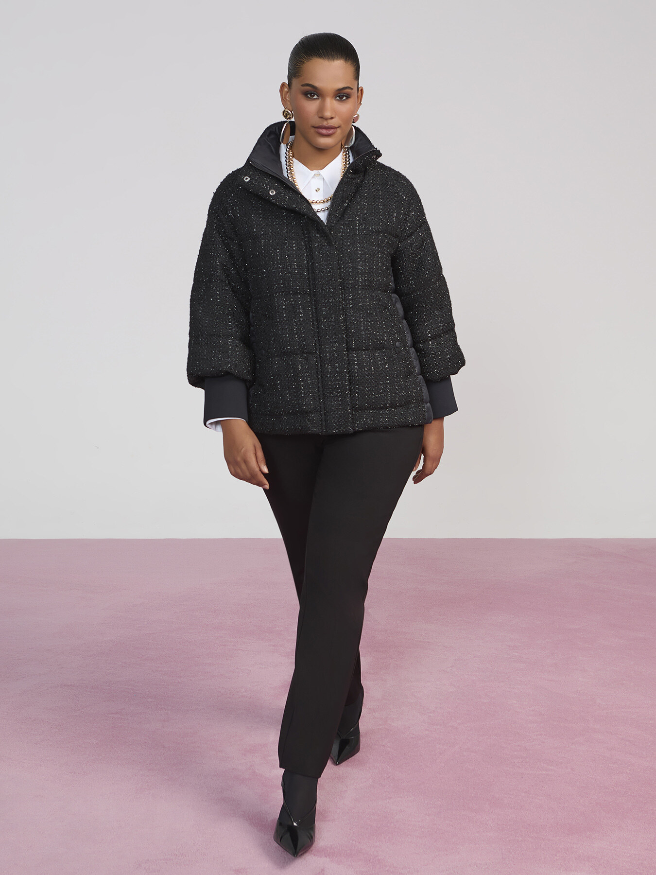 Daunenjacke mit zweifarbigem Design image number 0