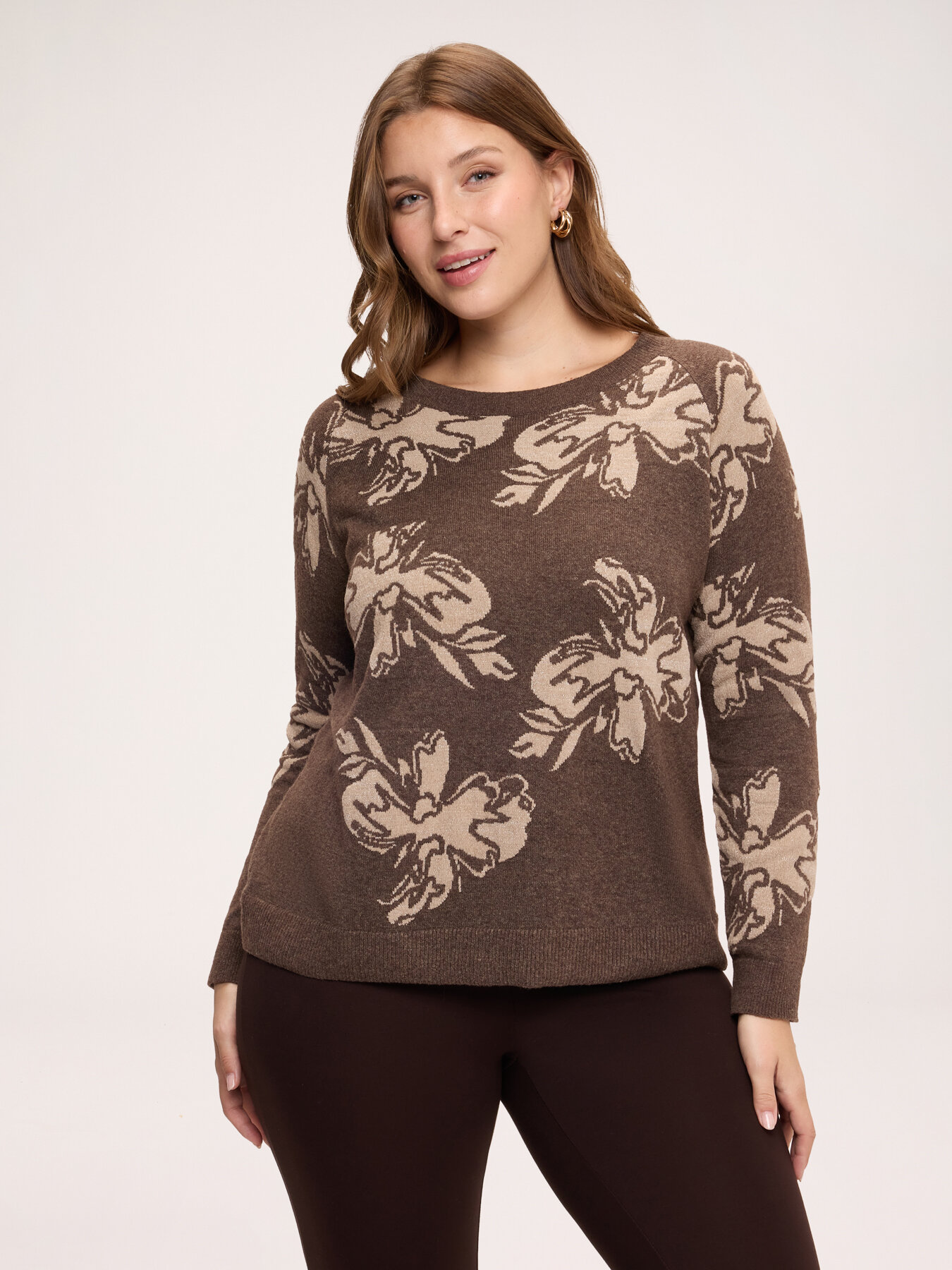 Rundhalspullover mit Jacquard-Muster image number 2