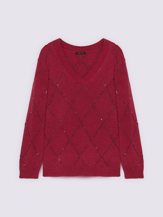 Sweater with bright diamond pattern