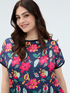 Two-tone knit top with floral print image number 2
