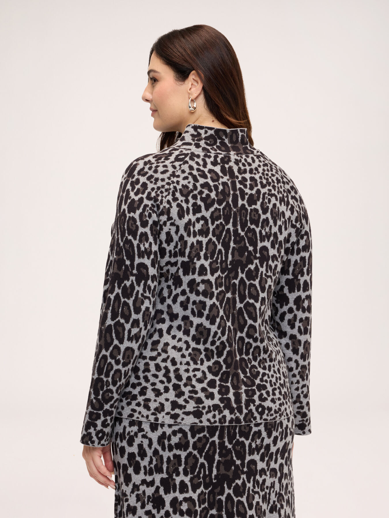 Heavy knit turtleneck with print image number 1