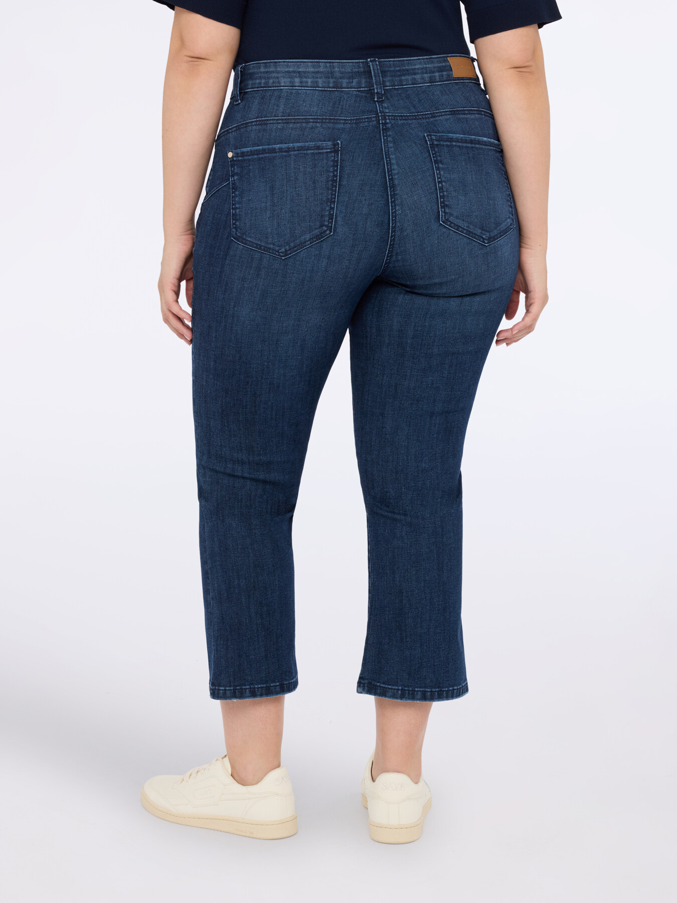 Blue wash kick flare jeans image number 1