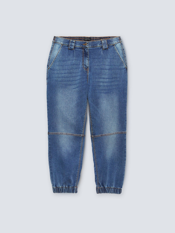 Jeans cargo con tagli orizzontali