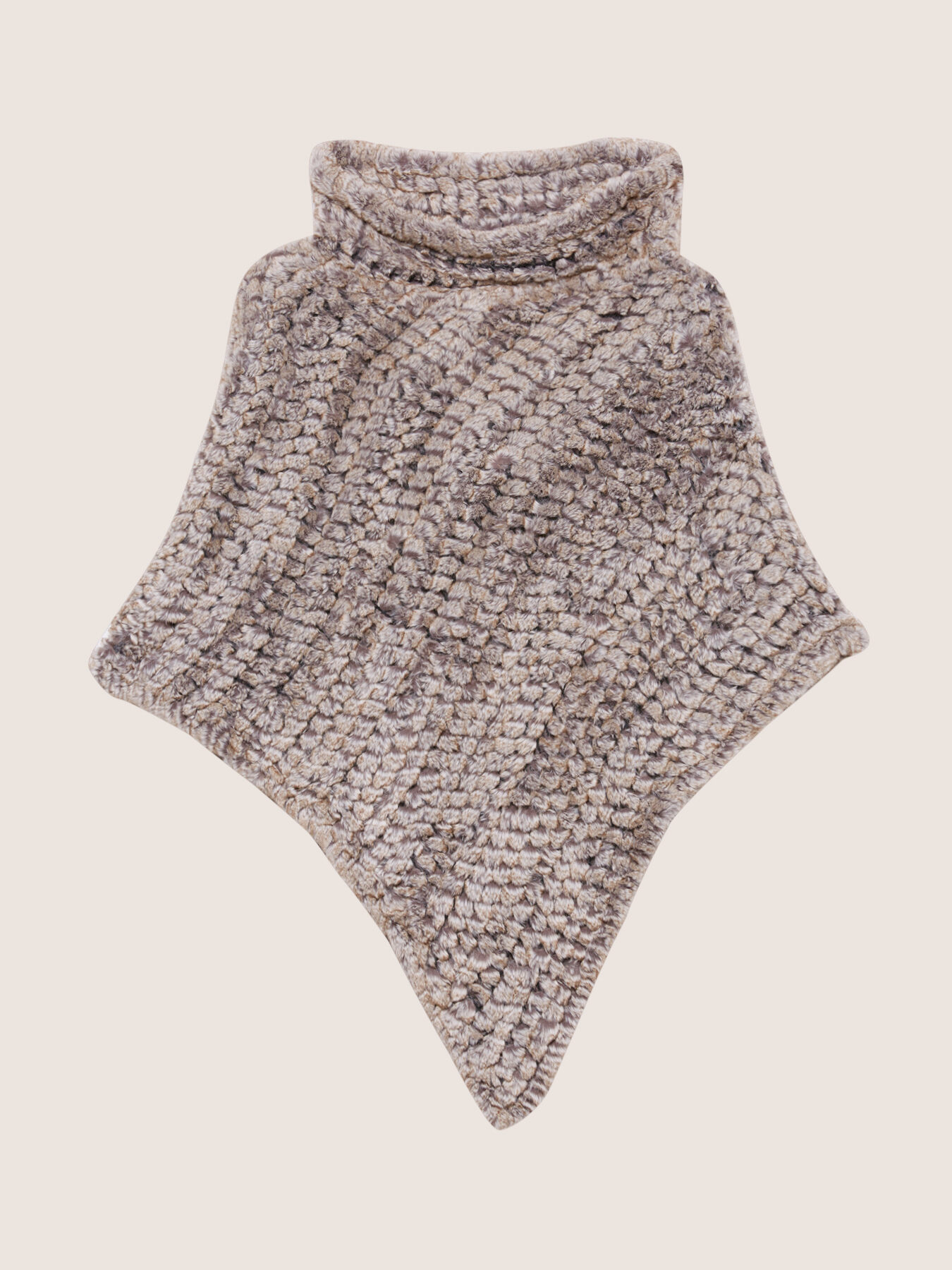 Mantella corta effetto pelliccia image number 3