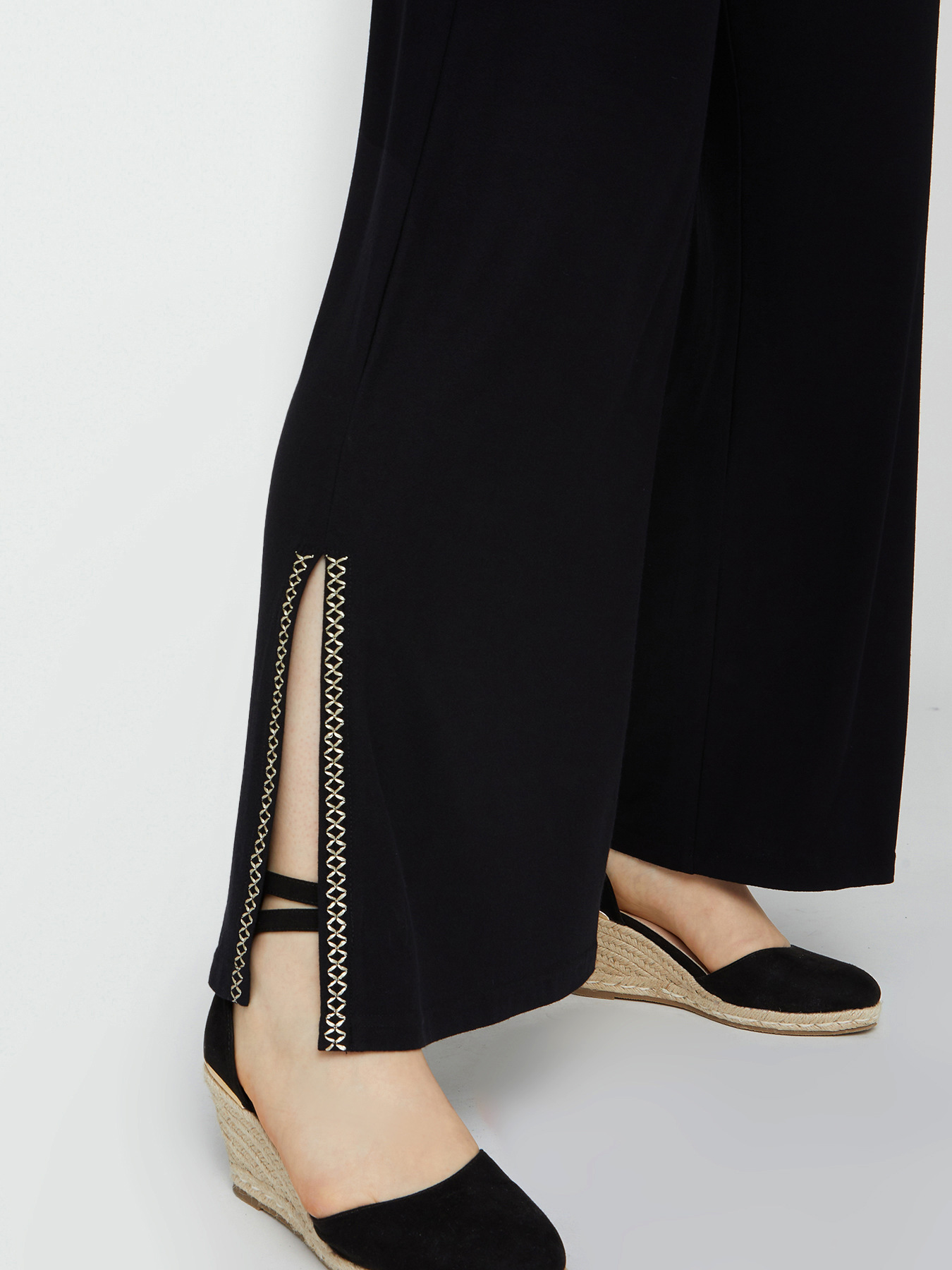 Pantaloni in jersey cr&ecirc;pe image number 3