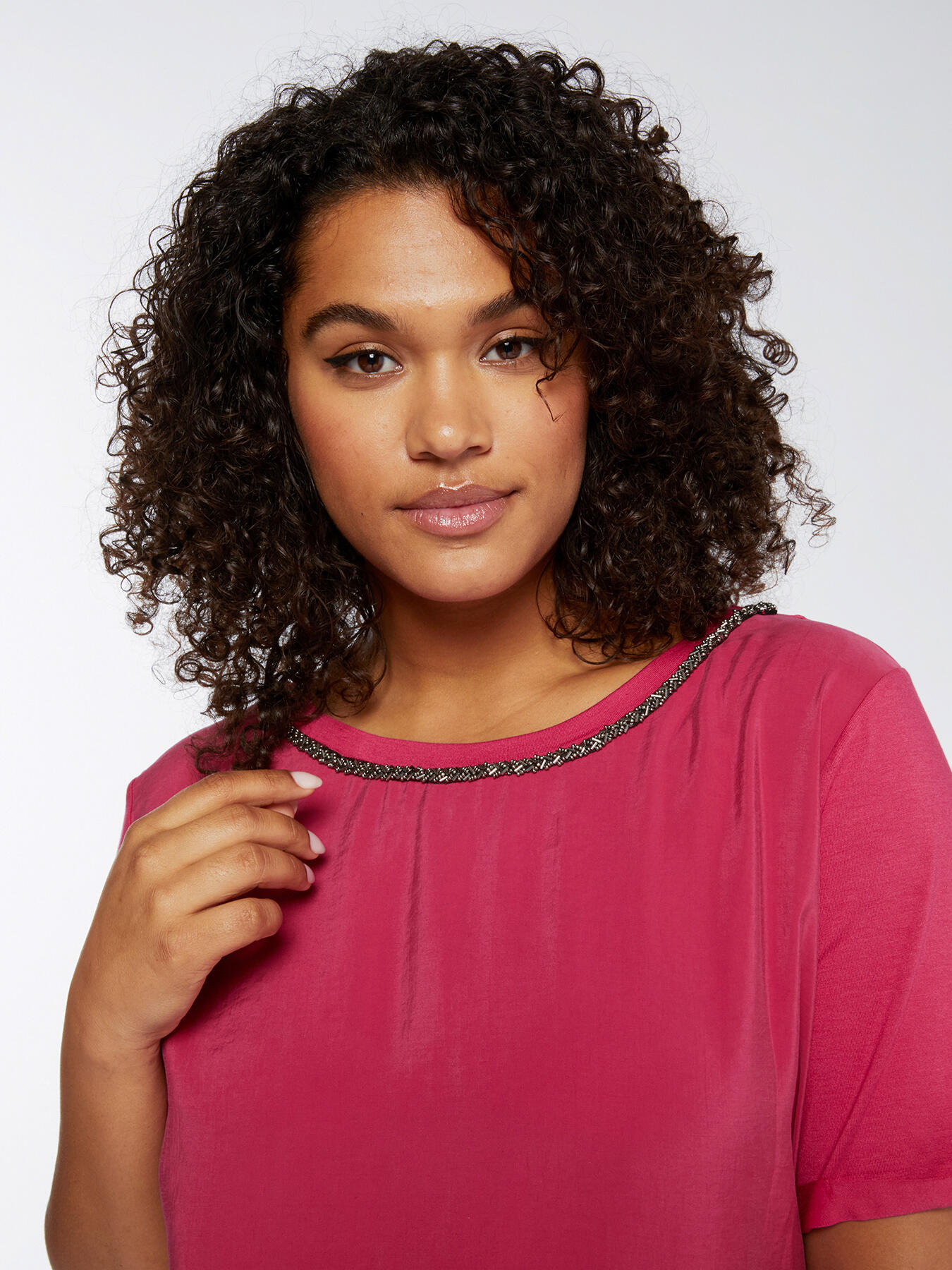 T-shirt in due tessuti con ricamo image number 2