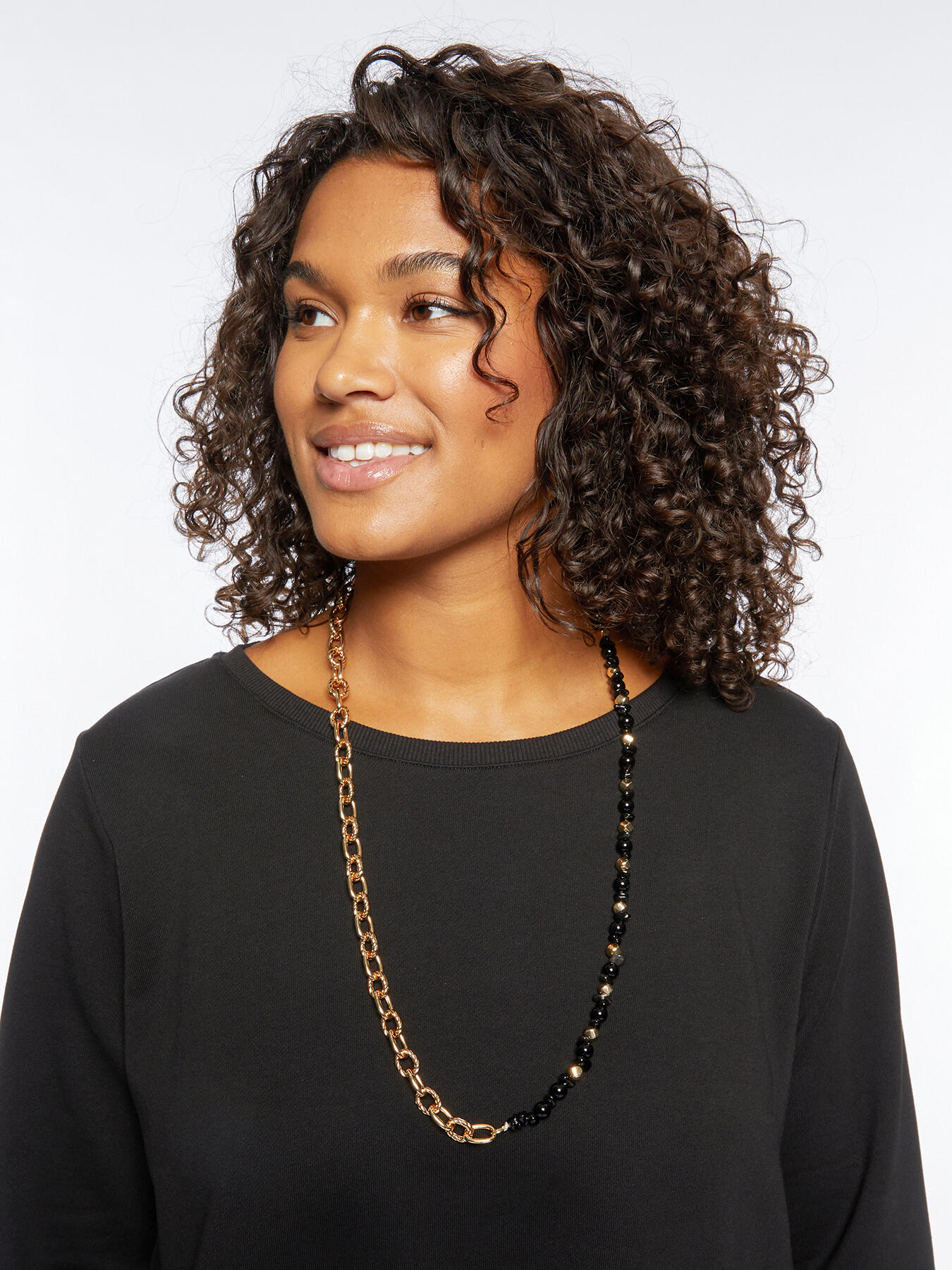 Collana lunga con catena e pietre image number 2