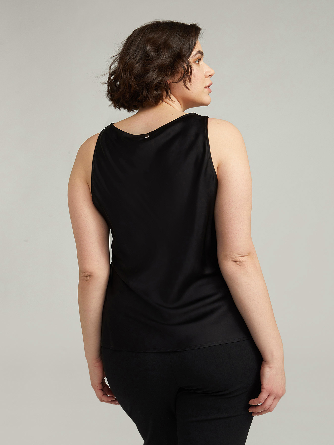 Top in raso image number 1