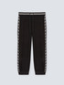 Pantaloni in maglia con loghi image number 4