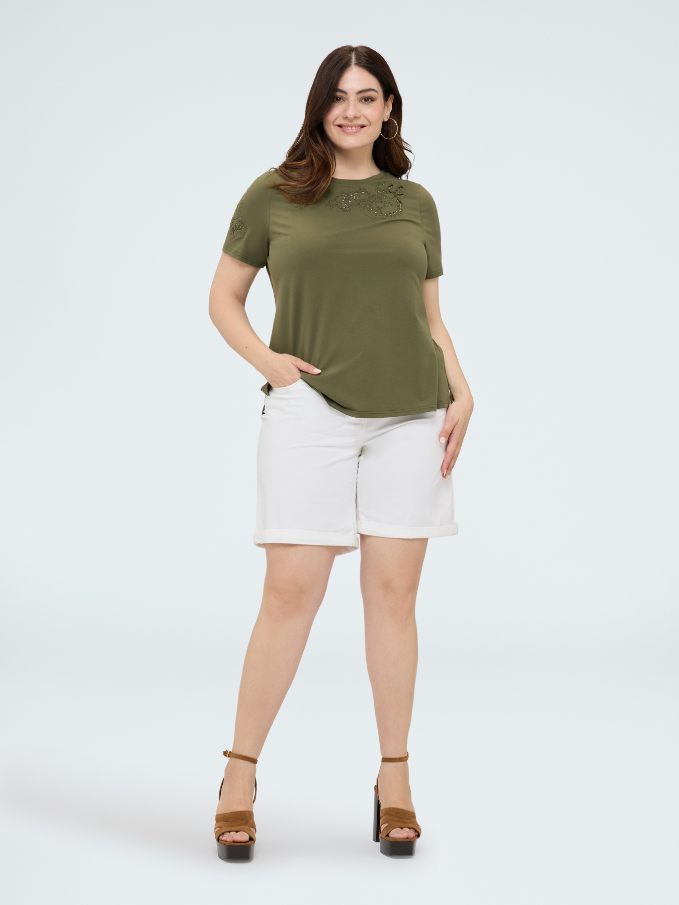 Cotton t-shirt with lace and studs image number 2