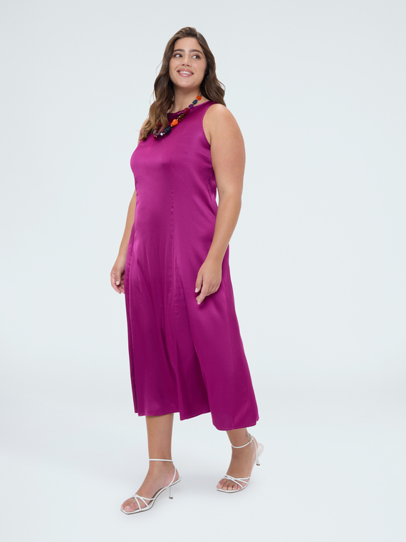 Sleeveless long dress in viscose satin