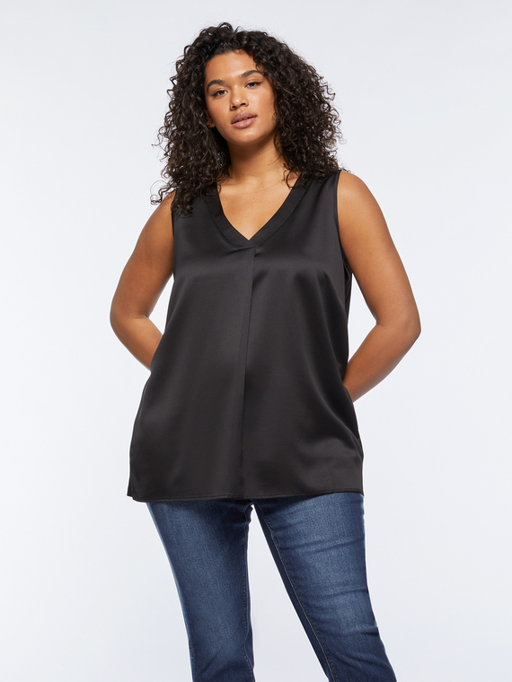 Top with front pleat