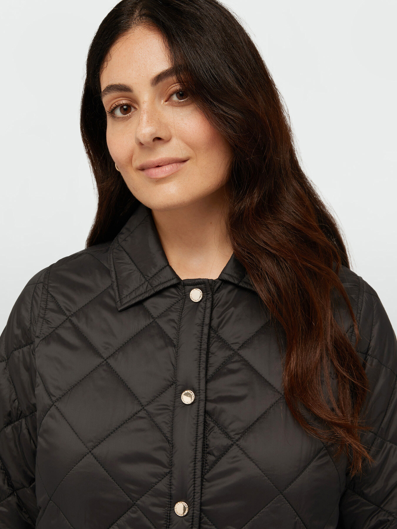 Doudoune l&eacute;g&egrave;re avec surpiq&ucirc;res g&eacute;om&eacute;triques image number 3