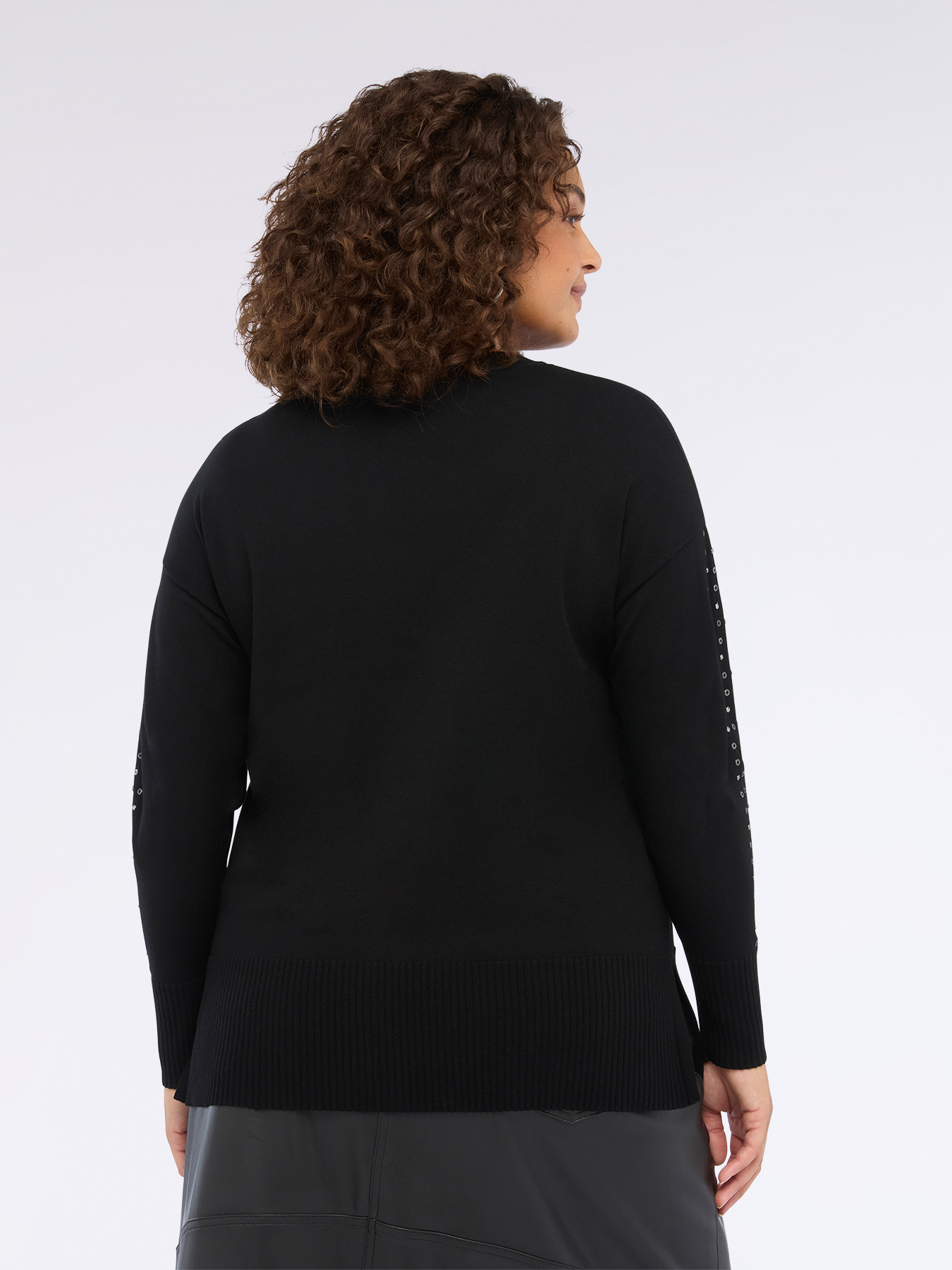 Pull avec applications brillantes image number 1