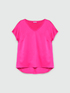Two-material V-neck T-shirt image number 4